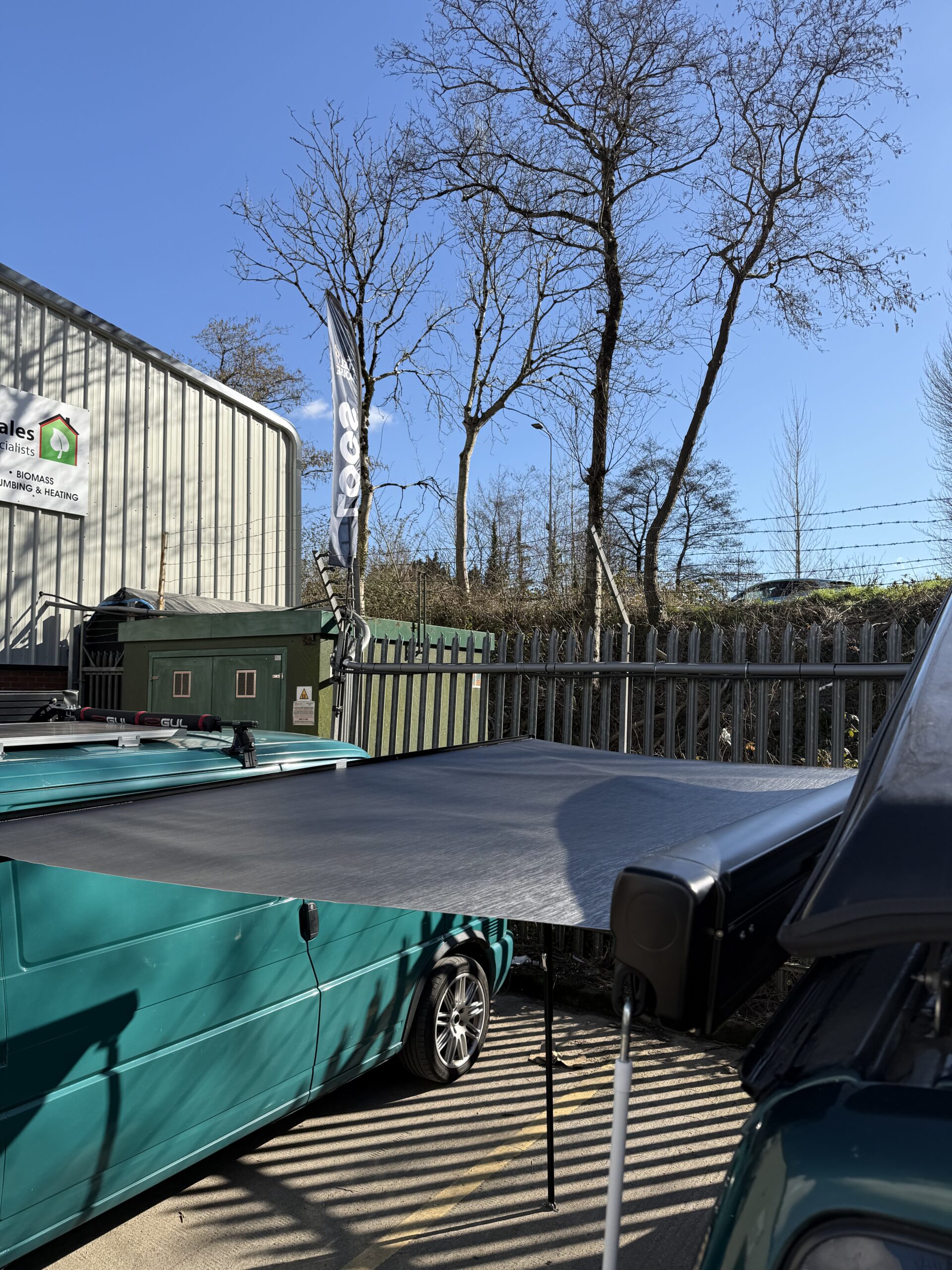 The Rooster Cassette Awning 2.5M - Image 10