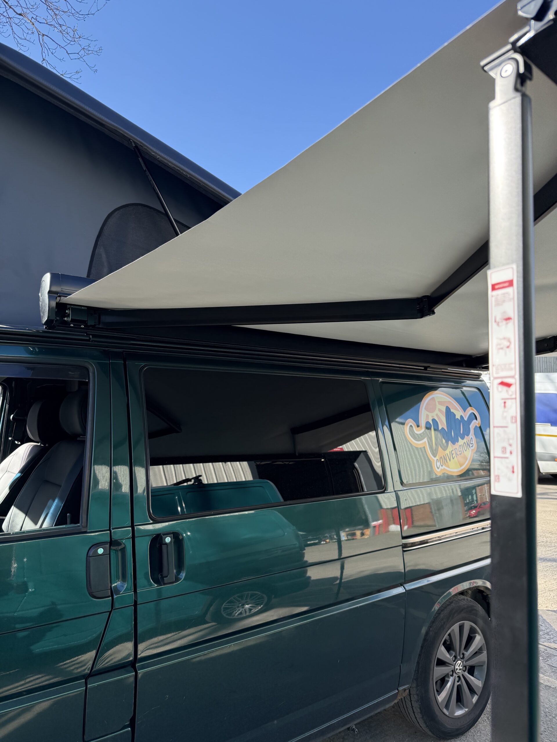 The Rooster Cassette Awning 2.5M - Image 5