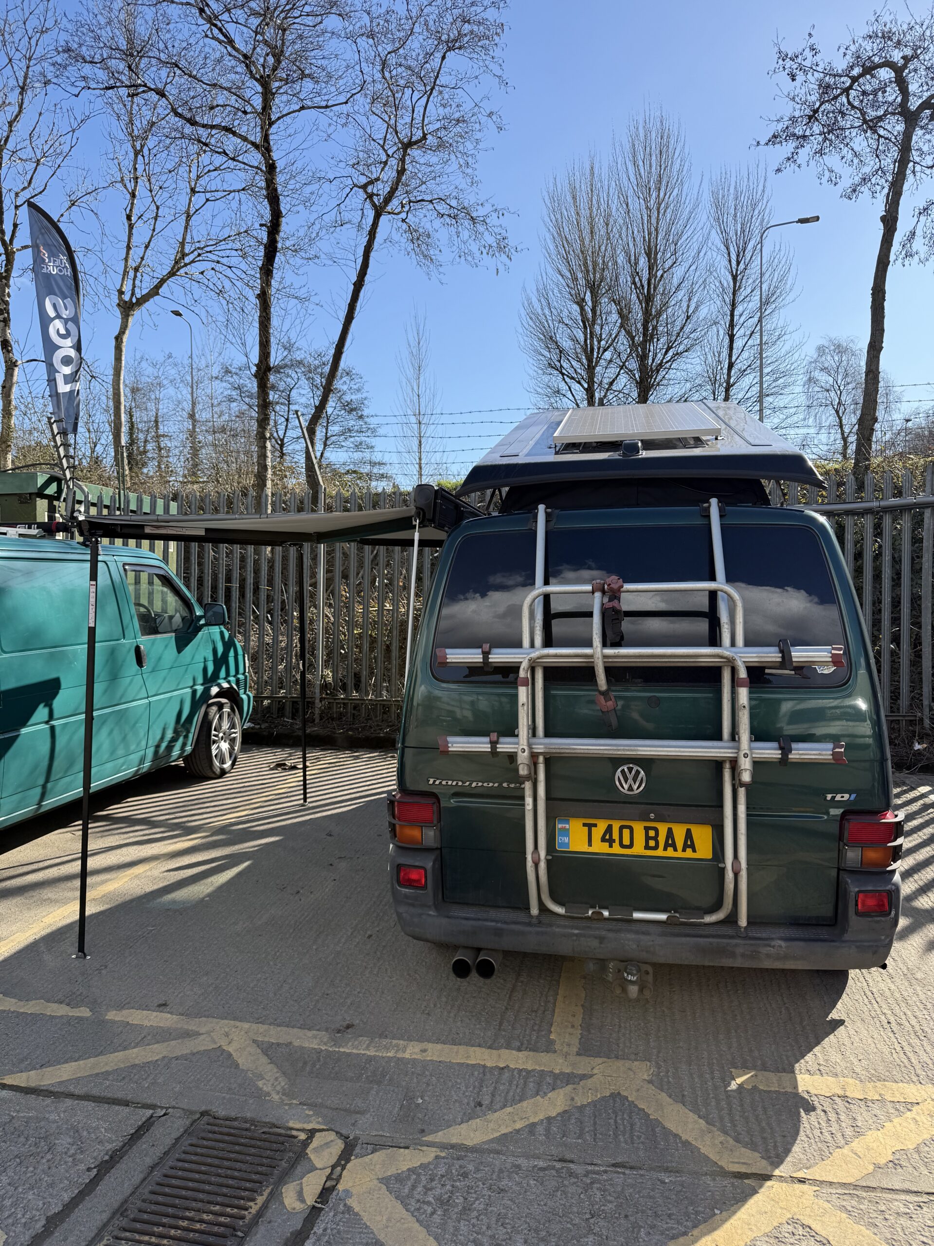 The Rooster Cassette Awning 2.5M - Image 3